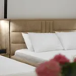 Mia Sarandë